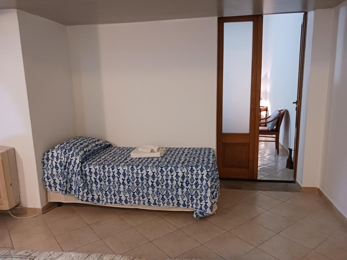 Nora Casa Vacanze/Bed And Breakfast Pula Extérieur photo
